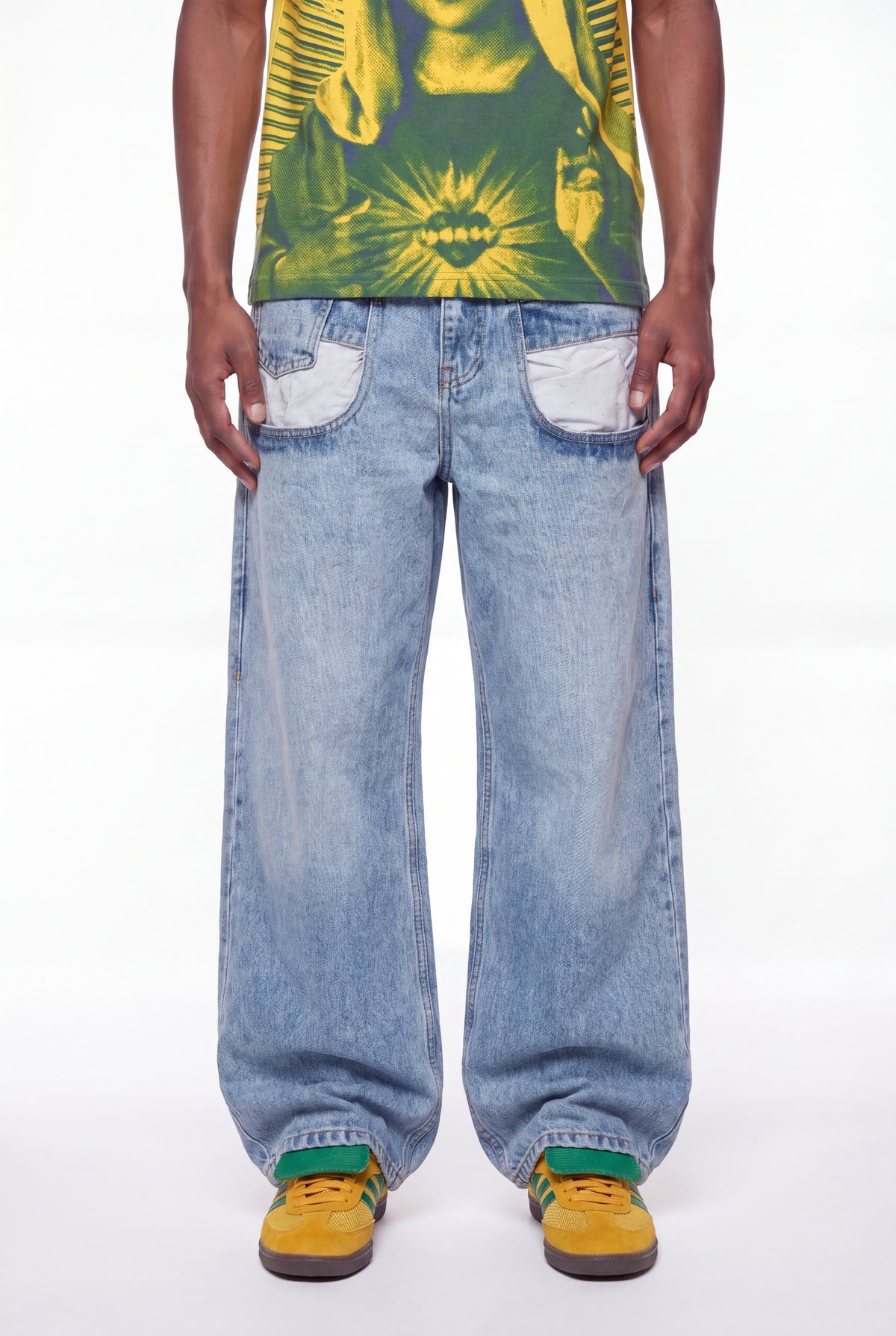 Light Blue Wide-Leg Jeans White Contrast Pocket Lining