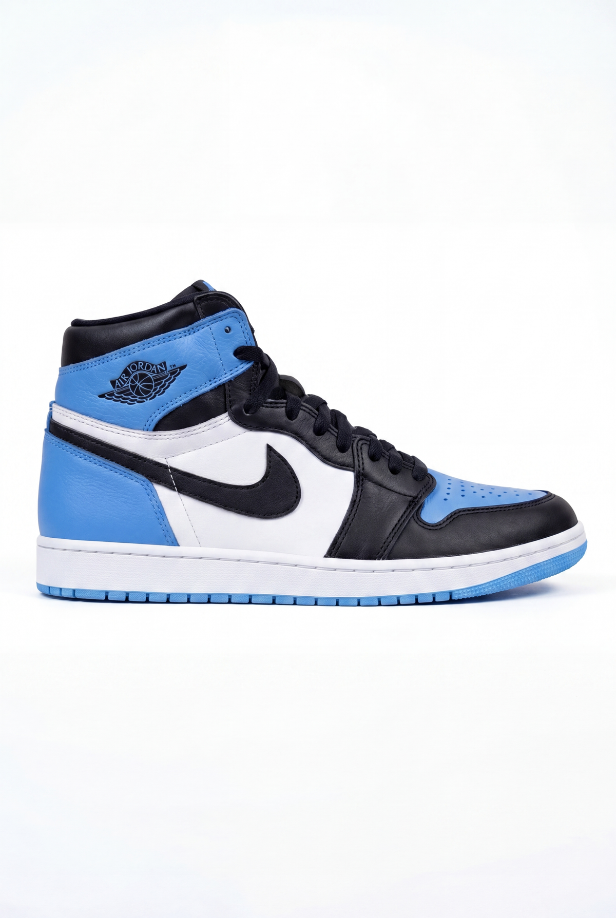 Air Jordan 1 Retro High OG "UNC Toe"